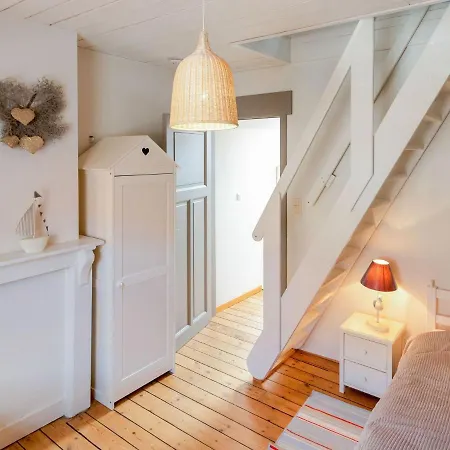 Spacious Holiday In With Garden Hébergement de vacances *